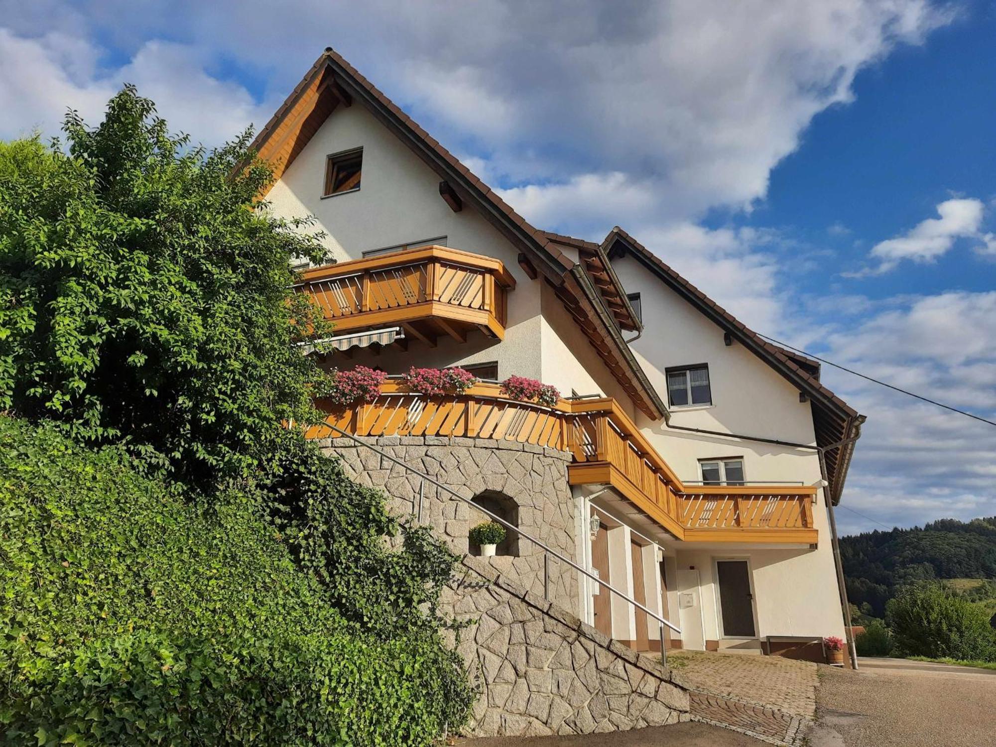 Haus Am Schroffen Apartment Ottenhofen im Schwarzwald Exterior photo