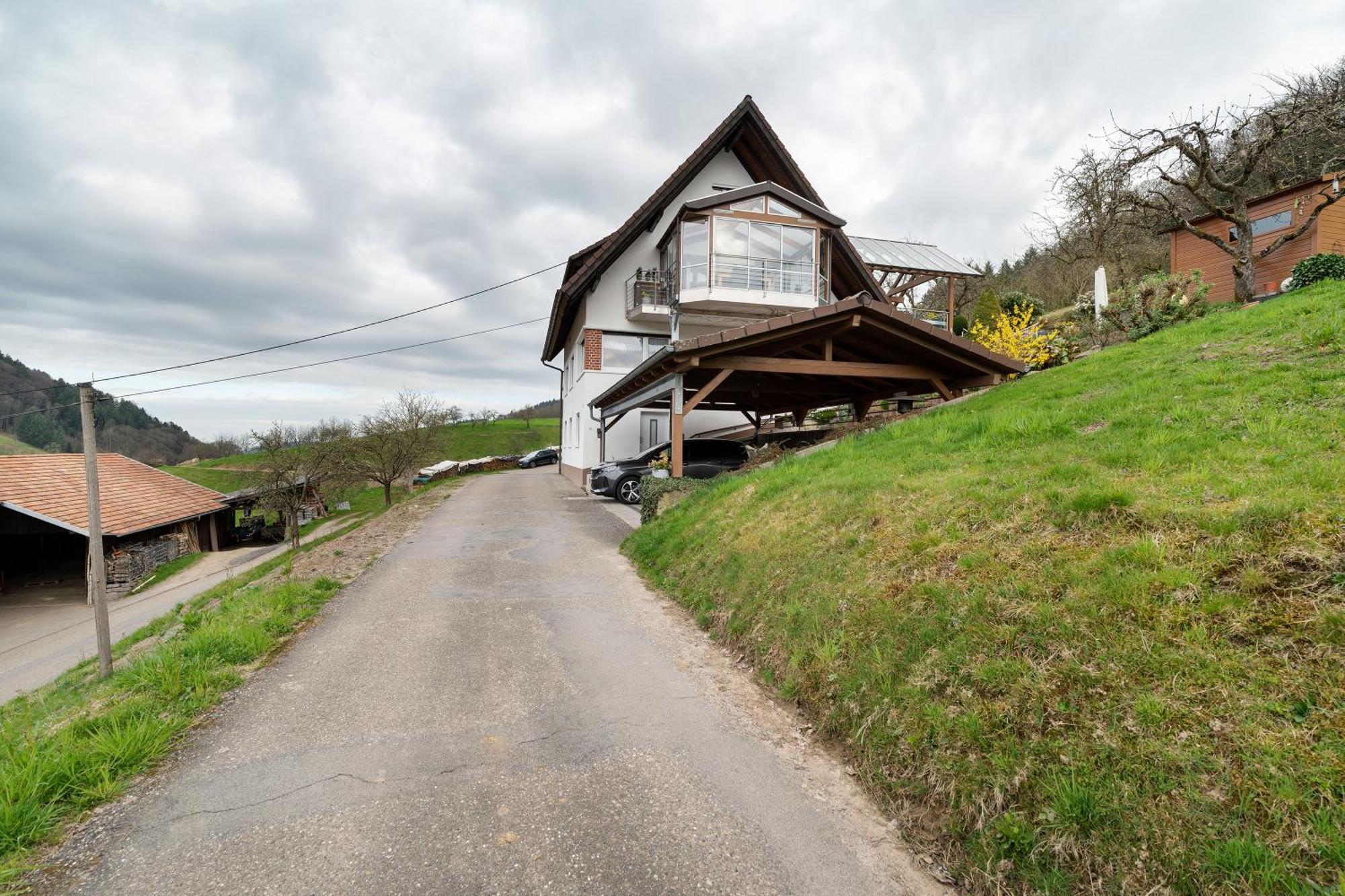 Haus Am Schroffen Apartment Ottenhofen im Schwarzwald Exterior photo